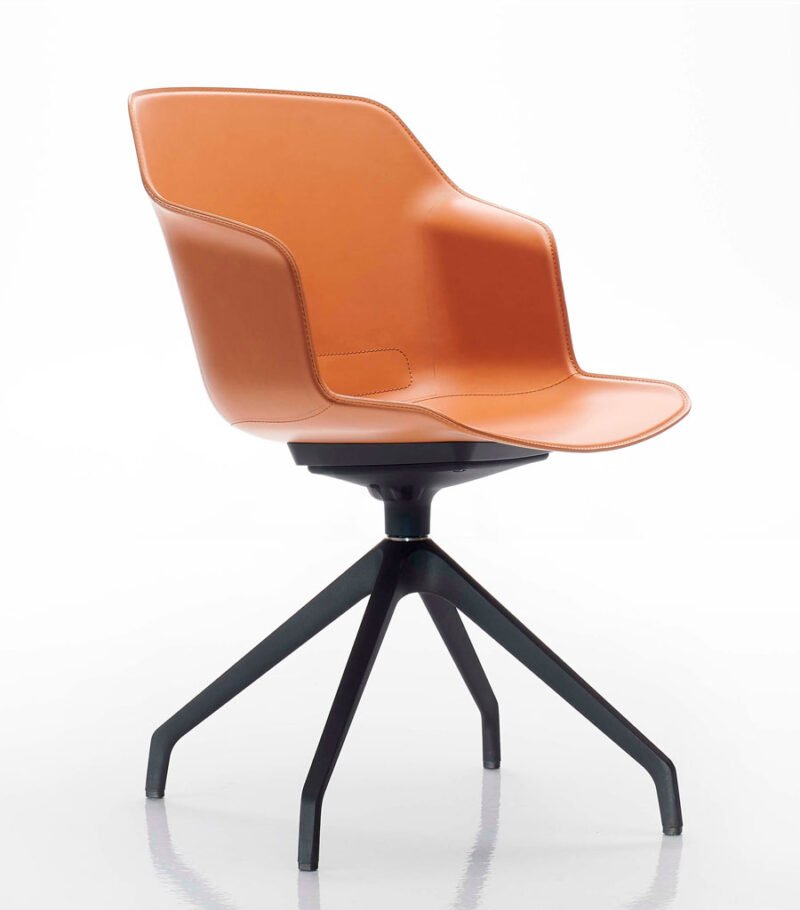 CLOP | Tanned leather task chair
