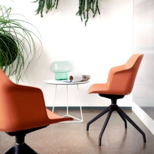 CLOP | Tanned leather task chair